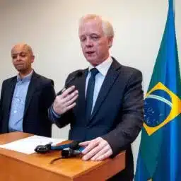 ETFs de Bitcoin nos EUA Lideram Volume à Vista com $10 Bi Diários – Risco ou Oportunidade?
