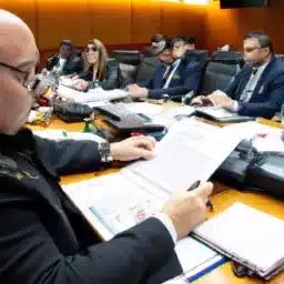 Lançamento do easyBitcoin: Uma Revolução Promissora com Desafios à Vista